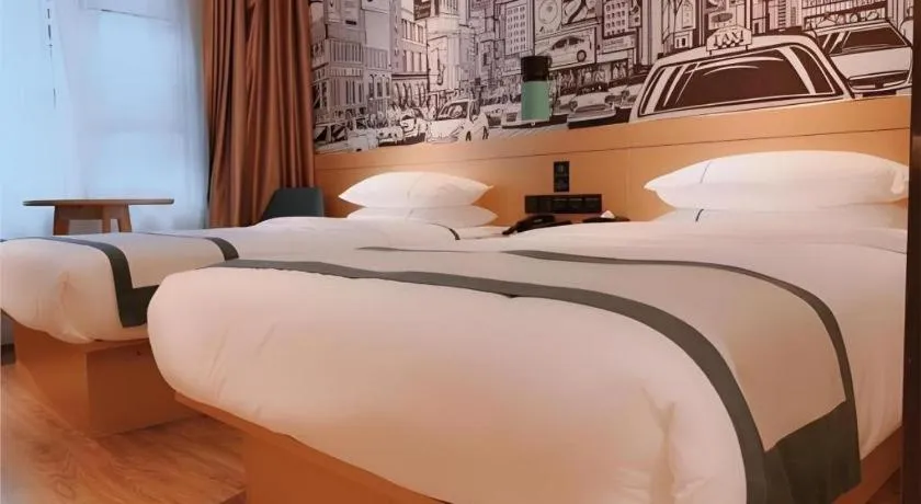 Bed in City Comfort Inn Shenzhen Exhibition Center North Huaqiang Metro Station