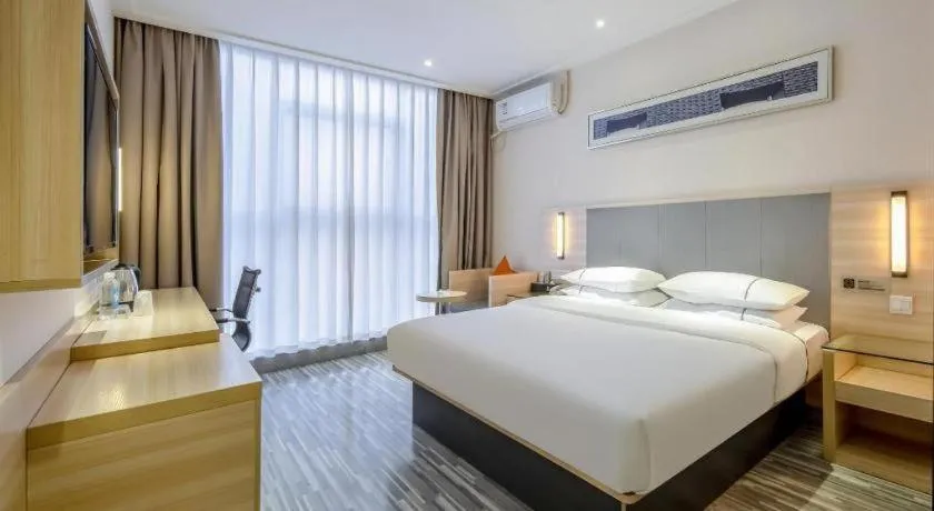Bed in JTOUR Inn Yizhou Hechi College Pedestrian Street