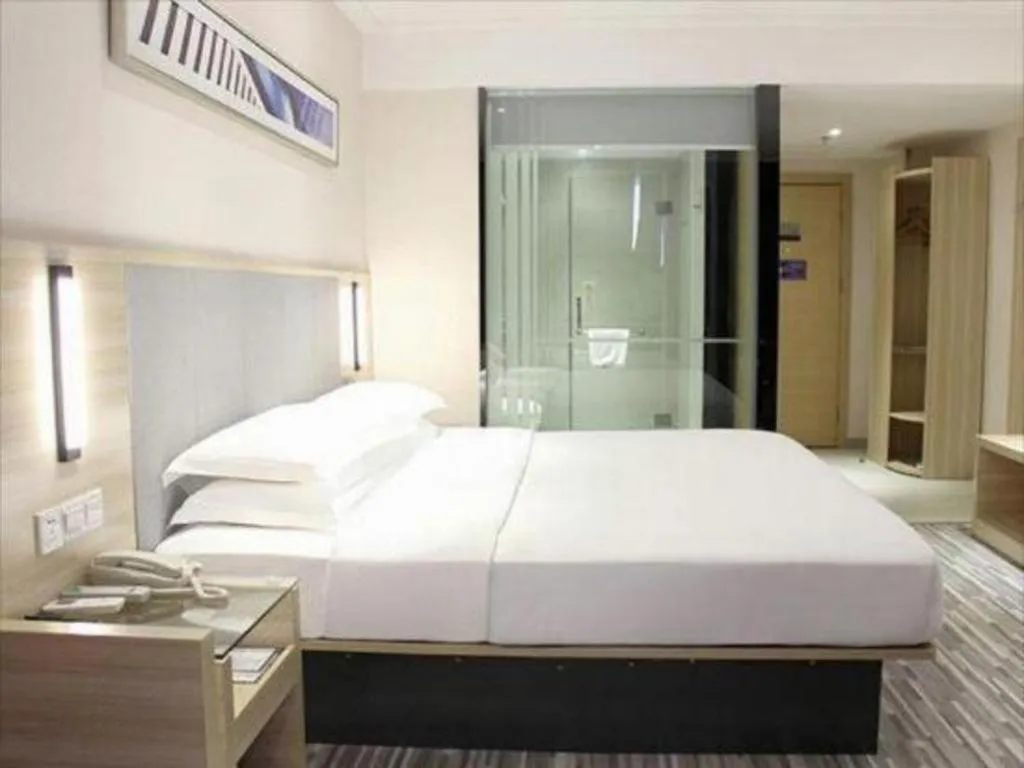 Bed in JTOUR Inn Yizhou Hechi College Pedestrian Street