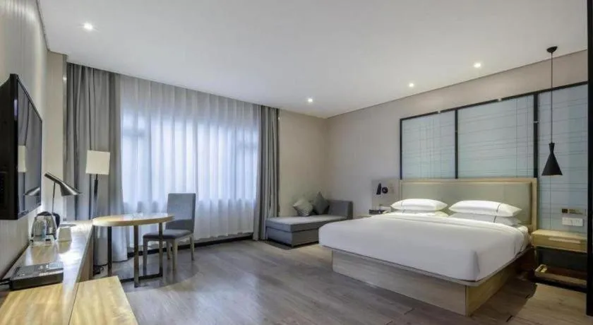 JTOUR Inn Yizhou Hechi College Pedestrian Street