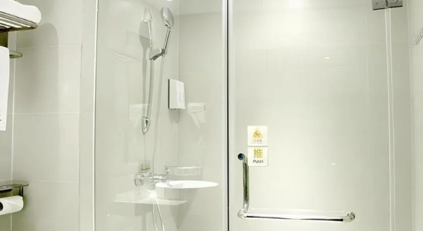 JTOUR Inn Yizhou Hechi College Pedestrian Street