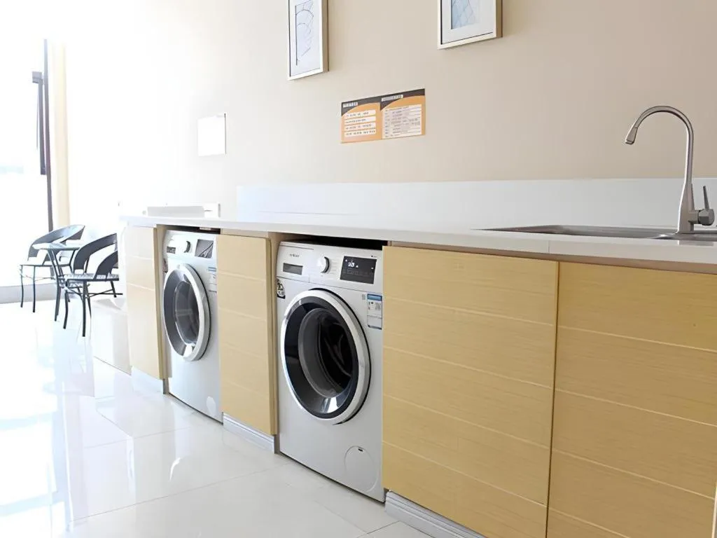 JTOUR Inn Yizhou Hechi College Pedestrian Street