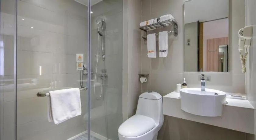 JTOUR Inn Yizhou Hechi College Pedestrian Street