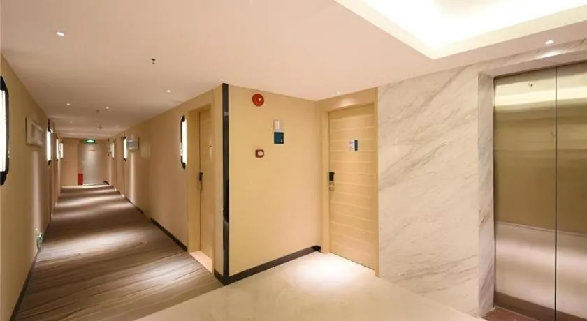 City Comfort Inn Shenzhen International Exhibition Center Tangwei Metro Station