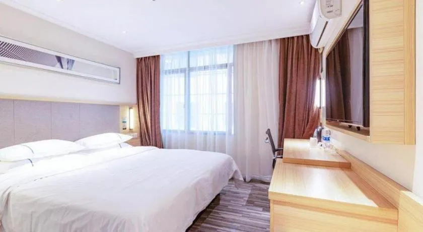 Bed in City Comfort Inn Shenzhen International Exhibition Center Tangwei Metro Station