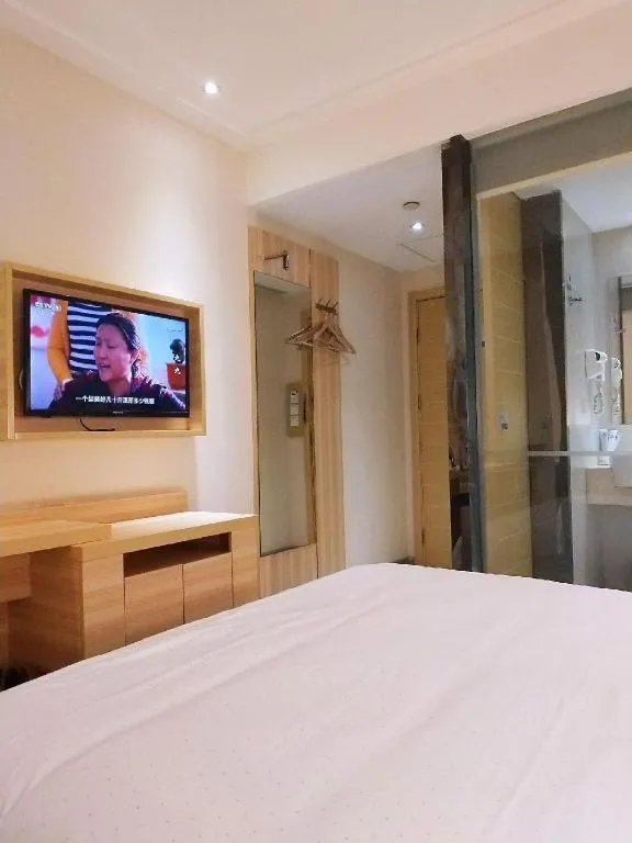 Bed in City Comfort Inn Wuhan Zhongnan Road Fujiaopo