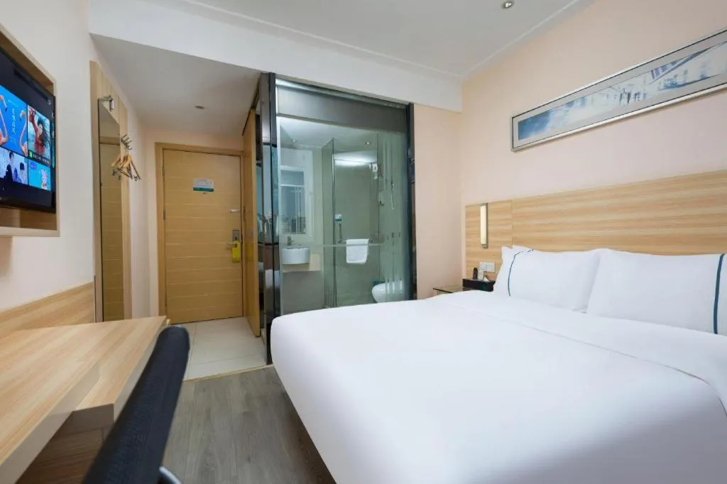 Bed in City Comfort Inn Wuhan Zhongnan Road Fujiaopo