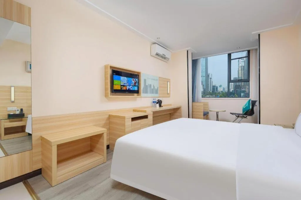 Bed in City Comfort Inn Wuhan Zhongnan Road Fujiaopo