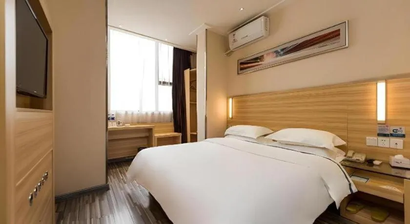 Bed in City Comfort Inn Wuhan Zhongnan Road Fujiaopo