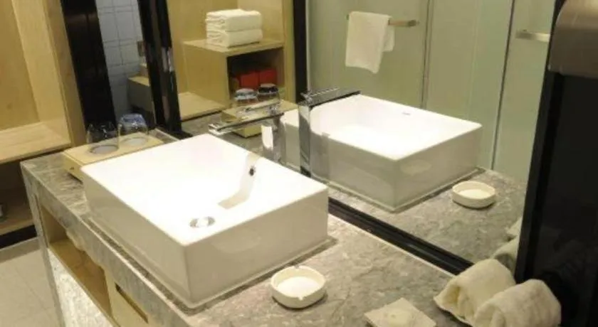 Echarm Hotel Nanning Qingxiu Mountain