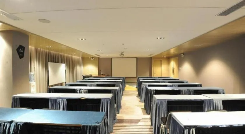 Echarm Hotel Nanning Qingxiu Mountain