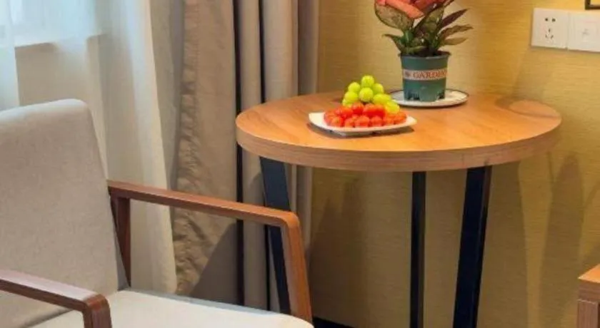 JTOUR Inn Yulin Railway Station Industrial Products Market