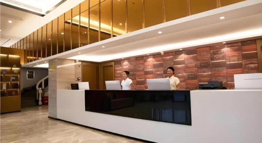 JTOUR Inn Yulin Railway Station Industrial Products Market