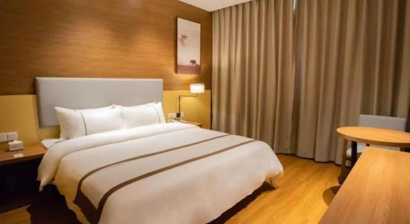 Bed in JTOUR Inn Yulin Railway Station Industrial Products Market