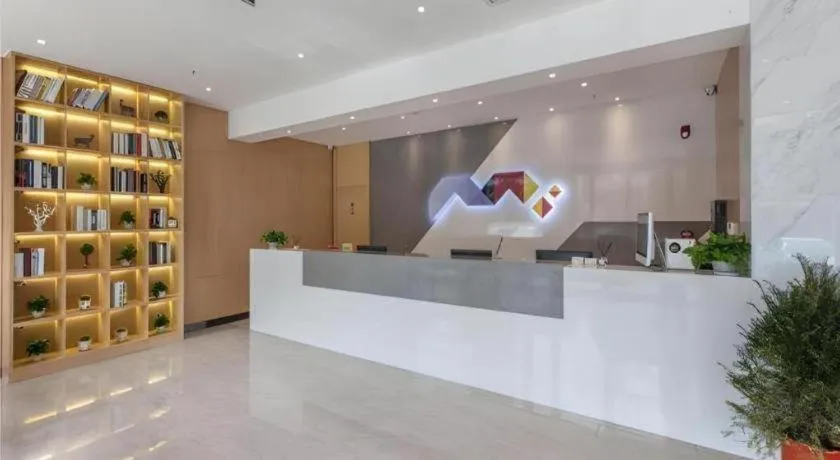 Borrman Hotel Wuhan Yangluo Metro Station Shenshuigang