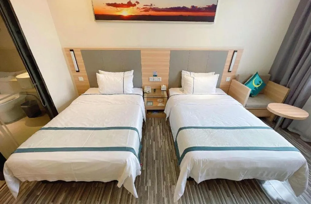 Bed in City Comfort Inn Wuhan University Guangbutun Metro Station