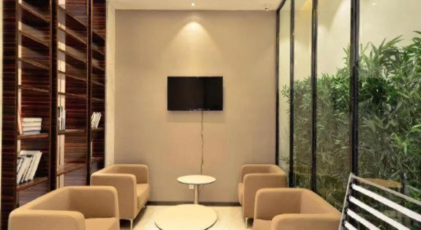 City Comfort Inn Wuhan University Guangbutun Metro Station