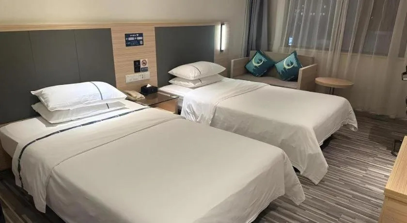 Bed in City Comfort Inn Wuhan University Guangbutun Metro Station