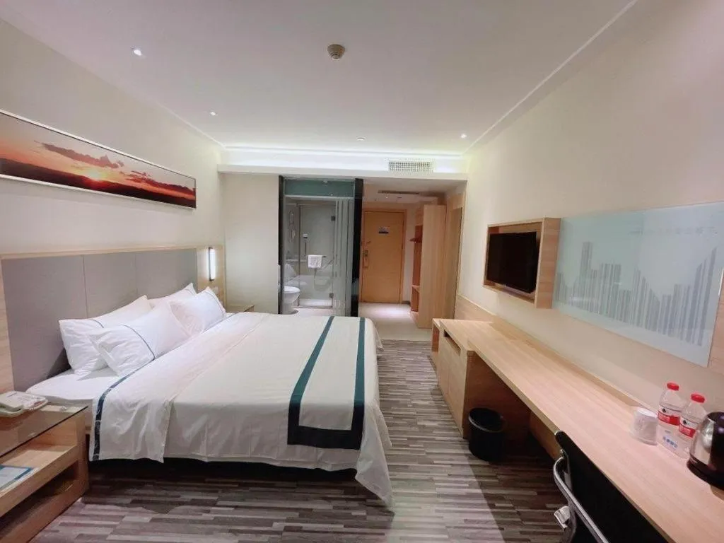 Bed in City Comfort Inn Wuhan University Guangbutun Metro Station