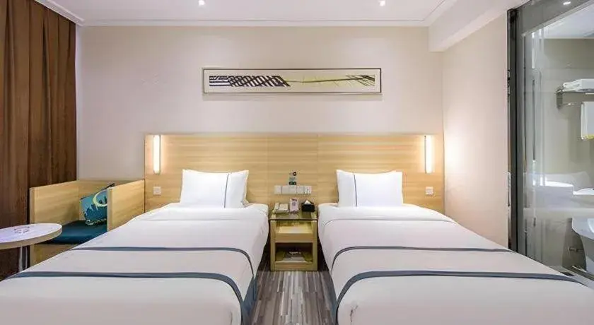 Bed in City Comfort Inn Wuhan University Guangbutun Metro Station Bed in City Comfort Inn Wuhan University Guangbutun Metro Station