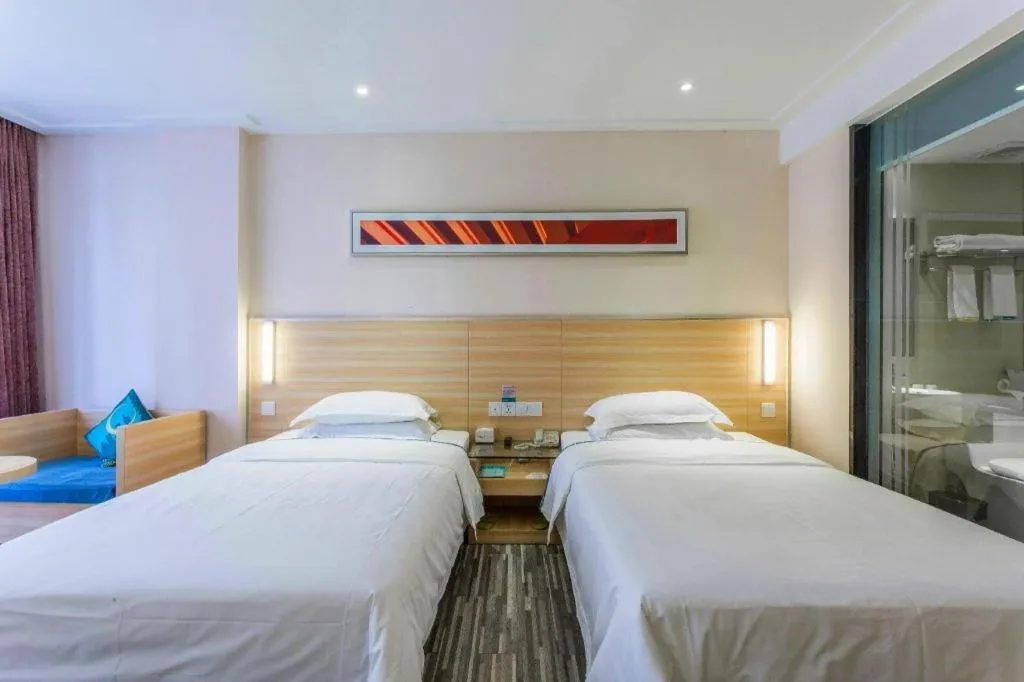 Bed in City Comfort Inn Wuhan University Guangbutun Metro Station