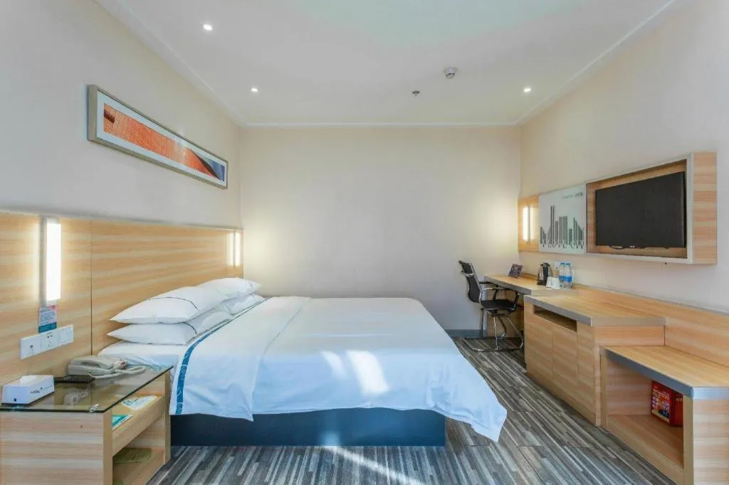 Bed in City Comfort Inn Wuhan University Guangbutun Metro Station