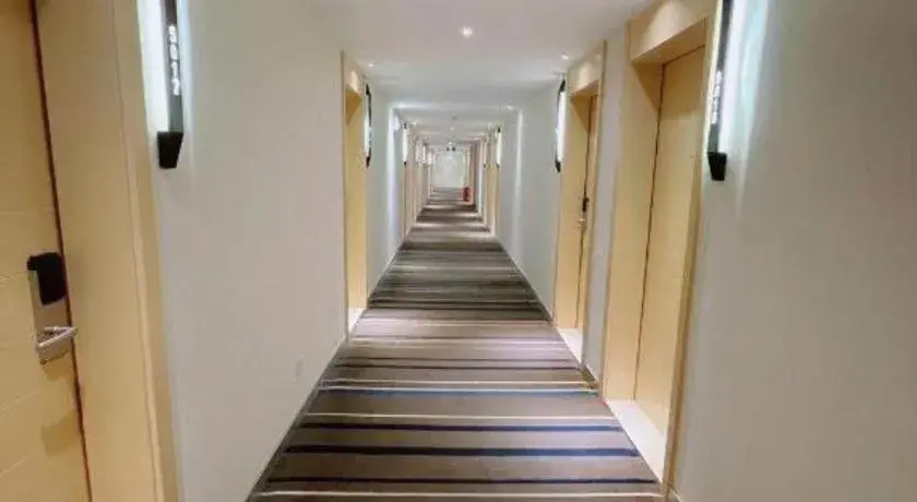 City Comfort Inn Wuhan University Guangbutun Metro Station City Comfort Inn Wuhan University Guangbutun Metro Station