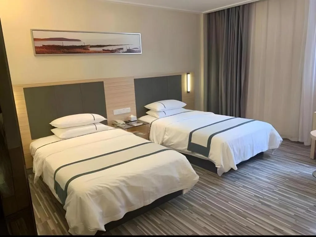 Bed in City Comfort Inn Wuhan University Guangbutun Metro Station