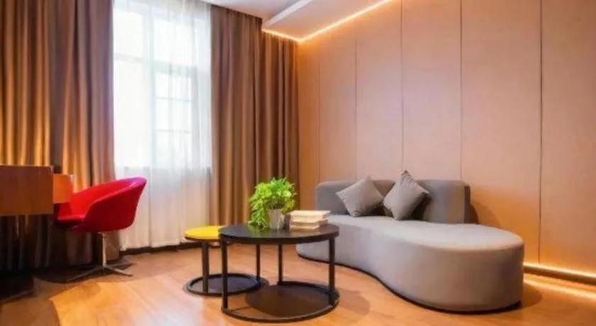 Borrman Hotel Zhongxiang Railway Station Mochou Village