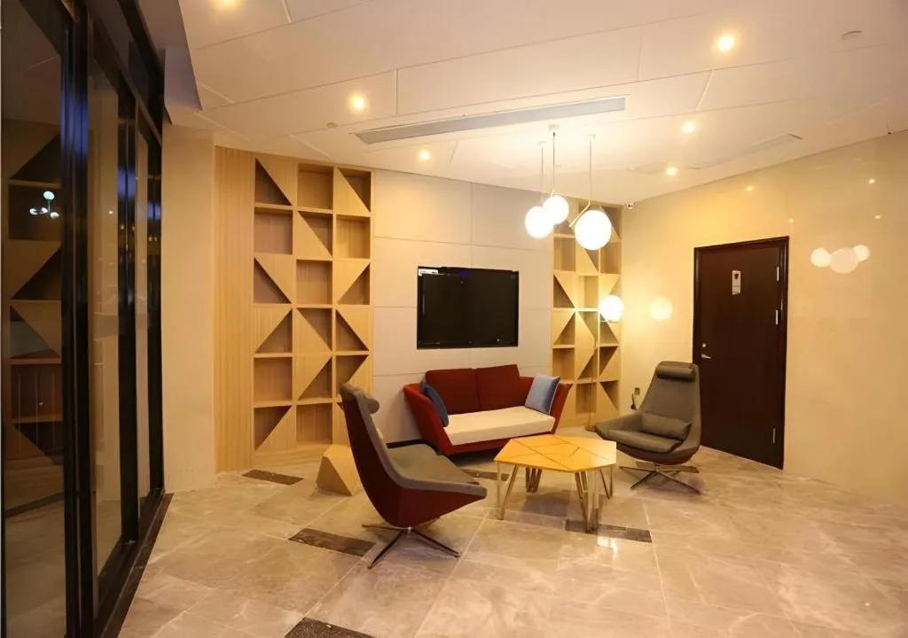 Borrman Hotel Zhongxiang Railway Station Mochou Village