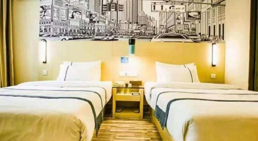 Bed in City Comfort Inn Guangzhou Liwan Zengjiao Jushu Metro Station