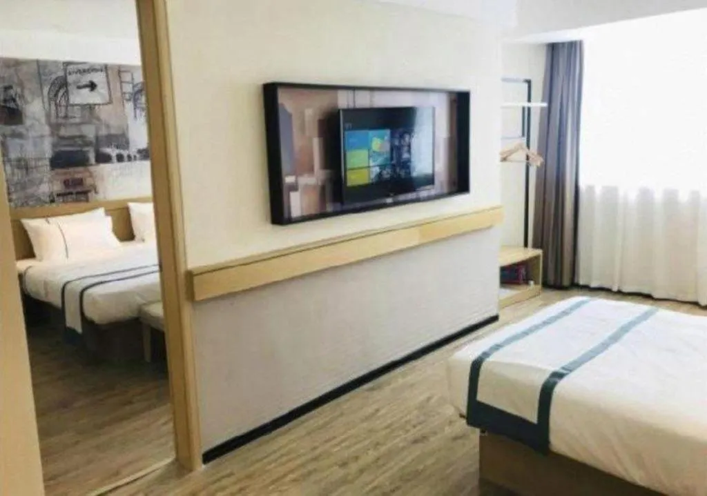 Bed in City Comfort Inn Guangzhou Liwan Zengjiao Jushu Metro Station
