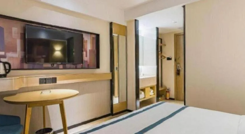 Bed in City Comfort Inn Guangzhou Liwan Zengjiao Jushu Metro Station