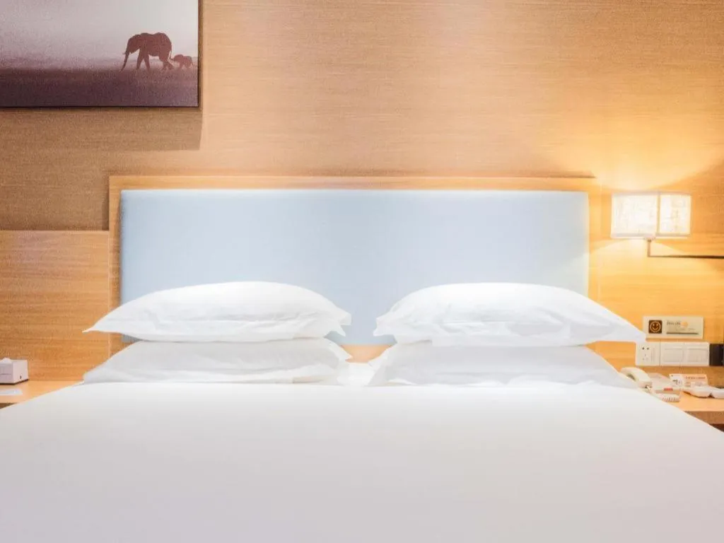 Bed in JTOUR Inn Guigang Life Port High-speed Railway Station