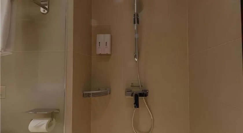 JTOUR Inn Guigang Life Port High-speed Railway Station