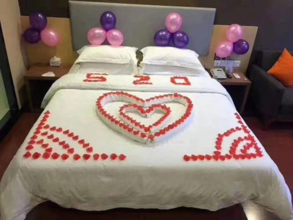 Bed in JTOUR Inn Guigang Life Port High-speed Railway Station