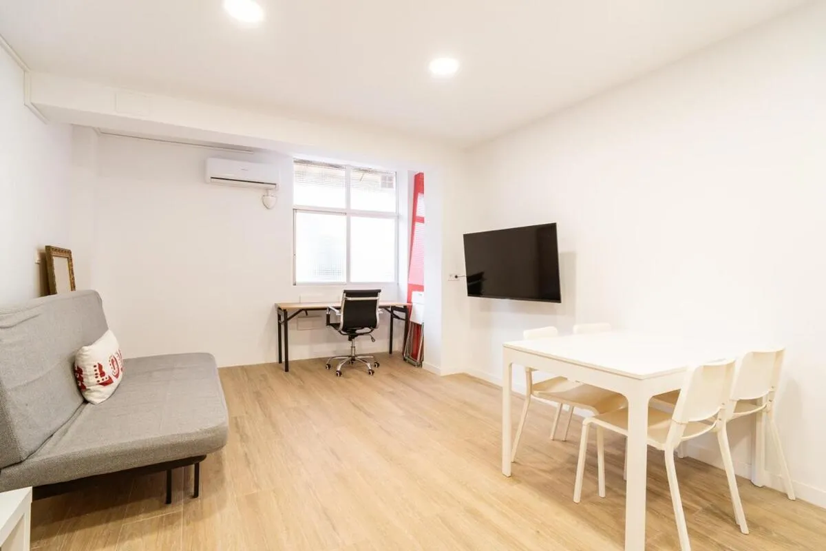 Santes Creus by Unik Vacation