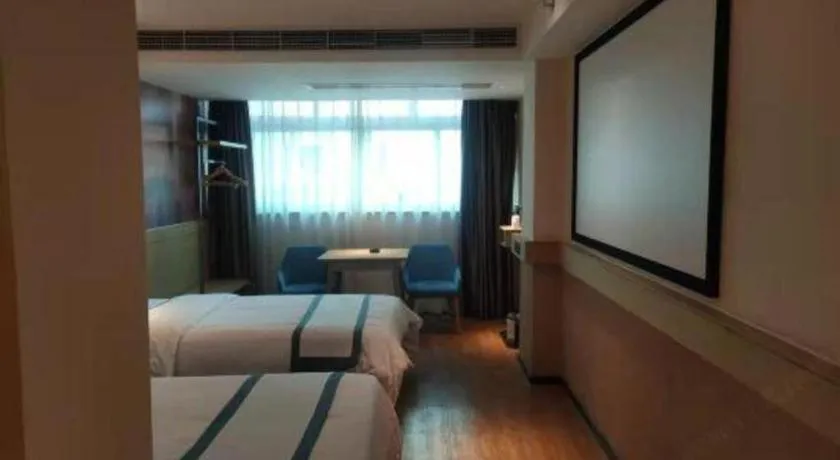 Bed in City Comfort Inn Guangzhou Southern Hospital Tonghe Metro Station