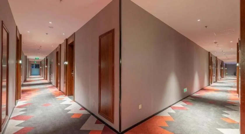 Borrman Hotel Liuzhou Guizhong Avenue Liugao