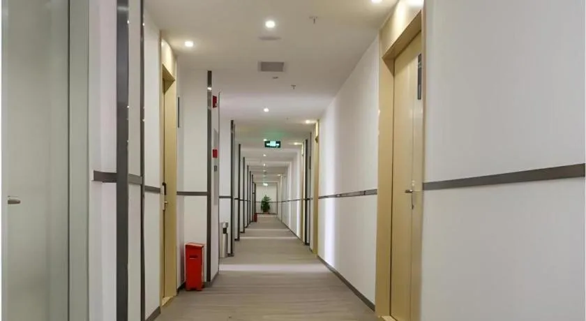 City Comfort Inn Guangzhou Jiahe Wanggang Metro Station Police Academy Changhong