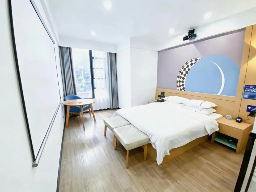 Bed in City Comfort Inn Guangzhou Jiahe Wanggang Metro Station Police Academy Changhong