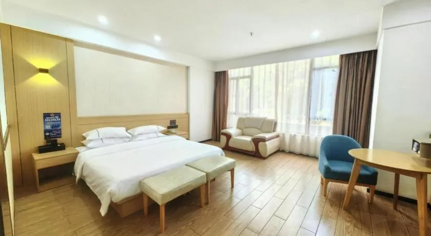 Bed in City Comfort Inn Guangzhou Jiahe Wanggang Metro Station Police Academy Changhong