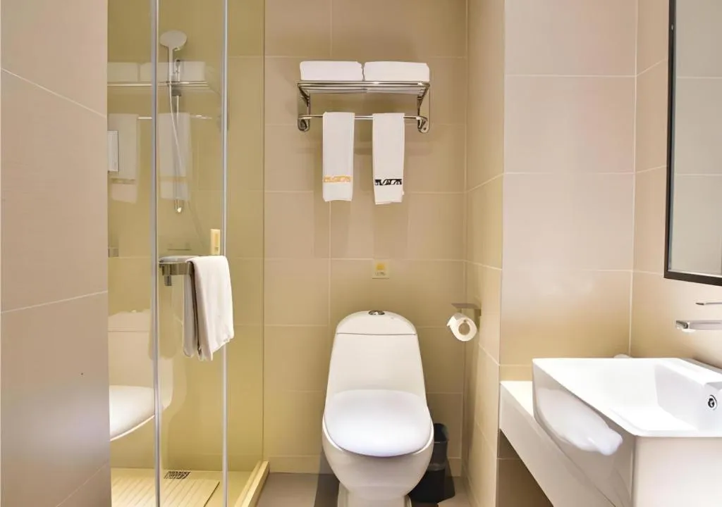 Jtour Inn Xianning Chongyang Taoxi Avenue