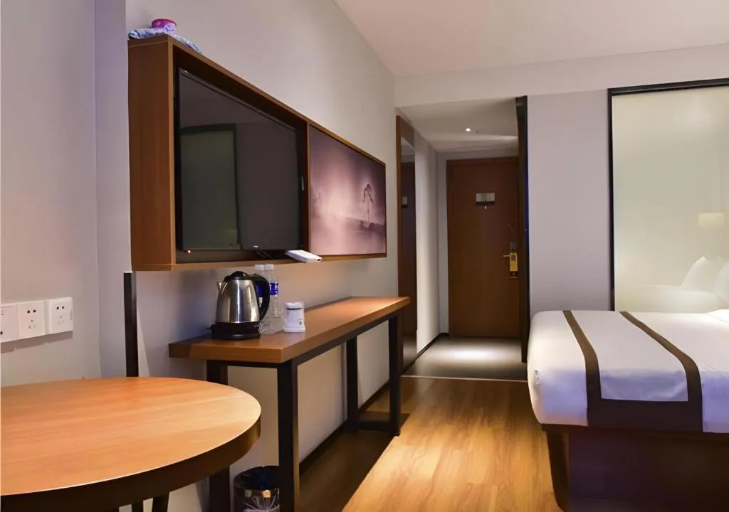 Bed in Jtour Inn Xianning Chongyang Taoxi Avenue