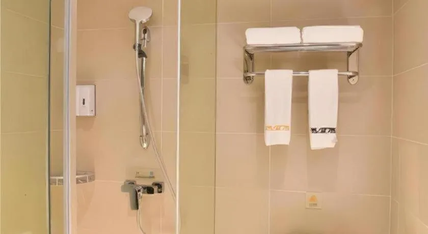 Jtour Inn Xianning Chongyang Taoxi Avenue