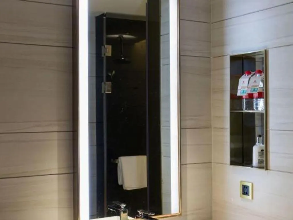 Echarm Plus Hotel Changsha High-speed Railway South Station Desiqin