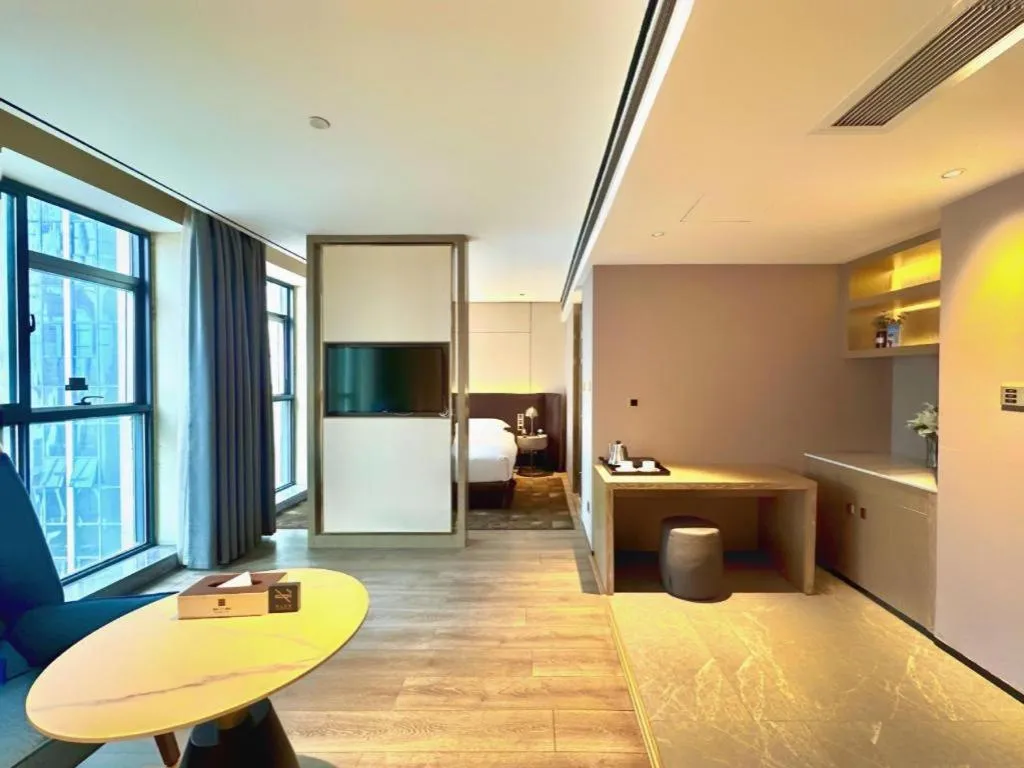 Echarm Plus Hotel Changsha High-speed Railway South Station Desiqin