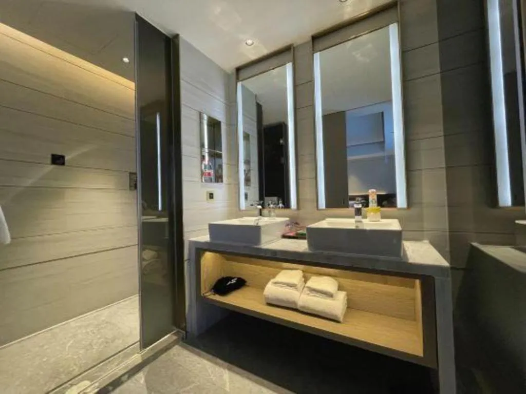 Echarm Plus Hotel Changsha High-speed Railway South Station Desiqin