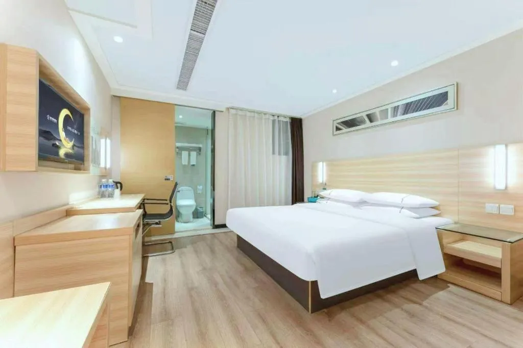 Bed in City Comfort Inn Wuhan Wangjiawan Longyangcun Metro Station