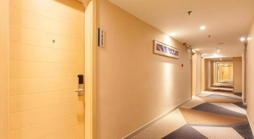 City Comfort Inn Wuhan Wangjiawan Longyangcun Metro Station